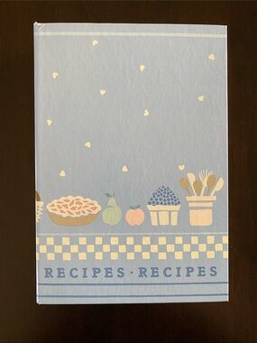Hallmark Recipe Binder